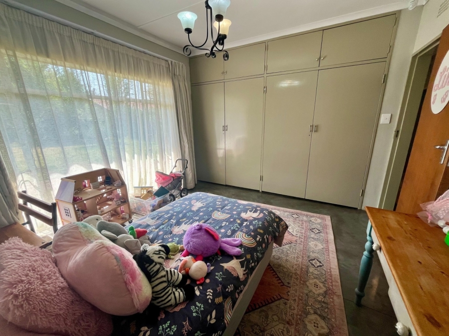 4 Bedroom Property for Sale in Flamwood North West